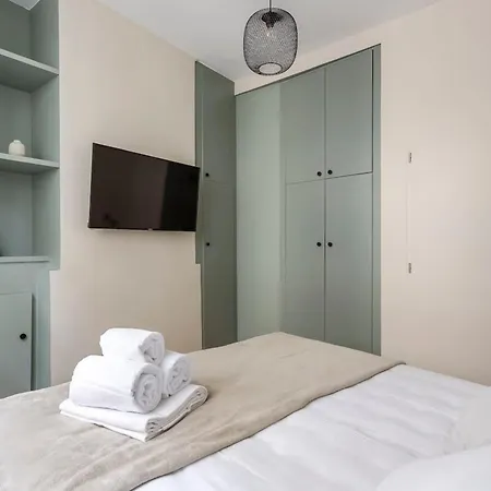 St Antoine 4 Travelers Apartman *